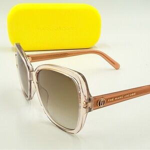 Marc Jacob’s Fashion Sunglasses 555/S Cat Eye 55mm Beige w/ Brown Gradient Lens